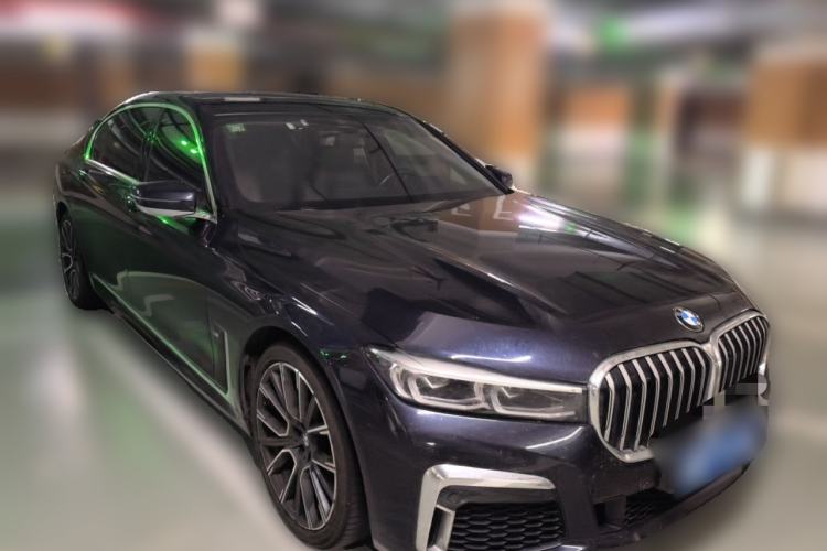 Used BMW 7 Series 2019 Updated 740Li Luxury Version M Sport Package Front Right 45 Deg