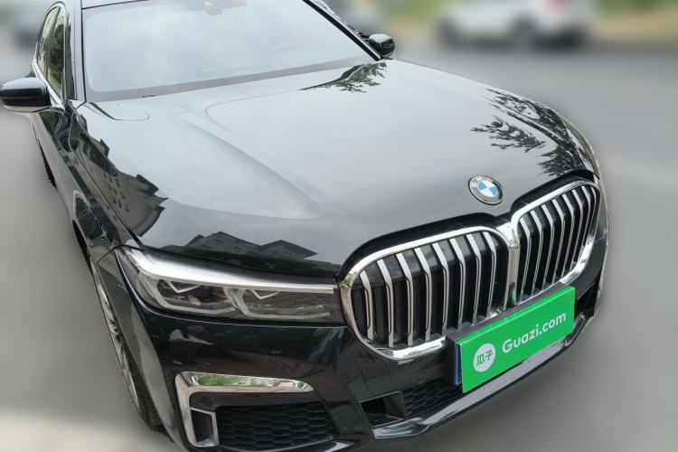 Used BMW 7 Series 2019 730Li M Sport Package Front Right 45 Deg
