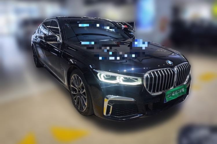 Used BMW 7 Series 2019 740Li Leading Model M Sport Package Front Right 45 Deg