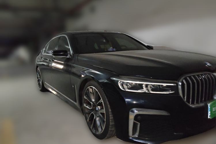 Used BMW 7 Series  Front Right 45 Deg