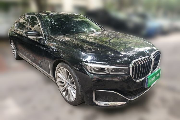 Used BMW 7 Series 2019 740Li Leading Edition Luxury Package Front Right 45 Deg
