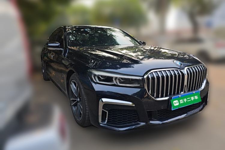 Used BMW 7 Series 2019 730Li M Sport Package Front Right 45 Deg
