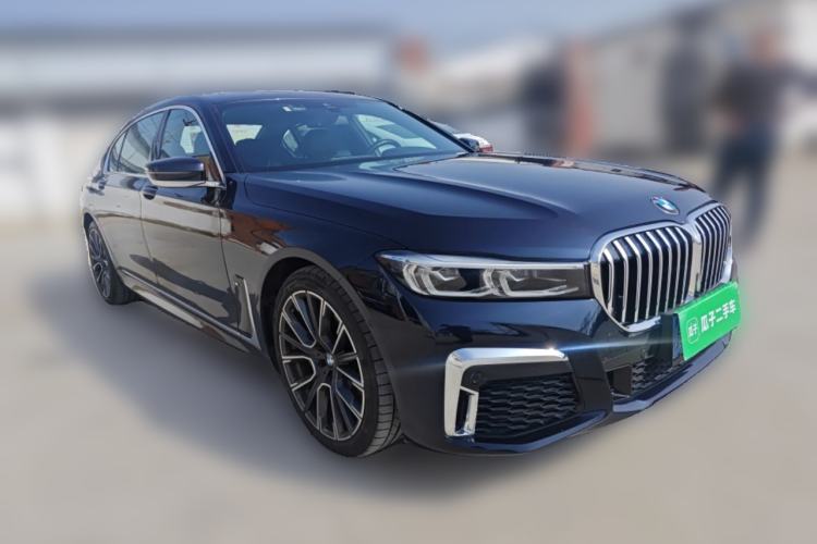 Used BMW 7 Series 2019 Restyled 740Li Leading Edition M Sport Package Front Right 45 Deg
