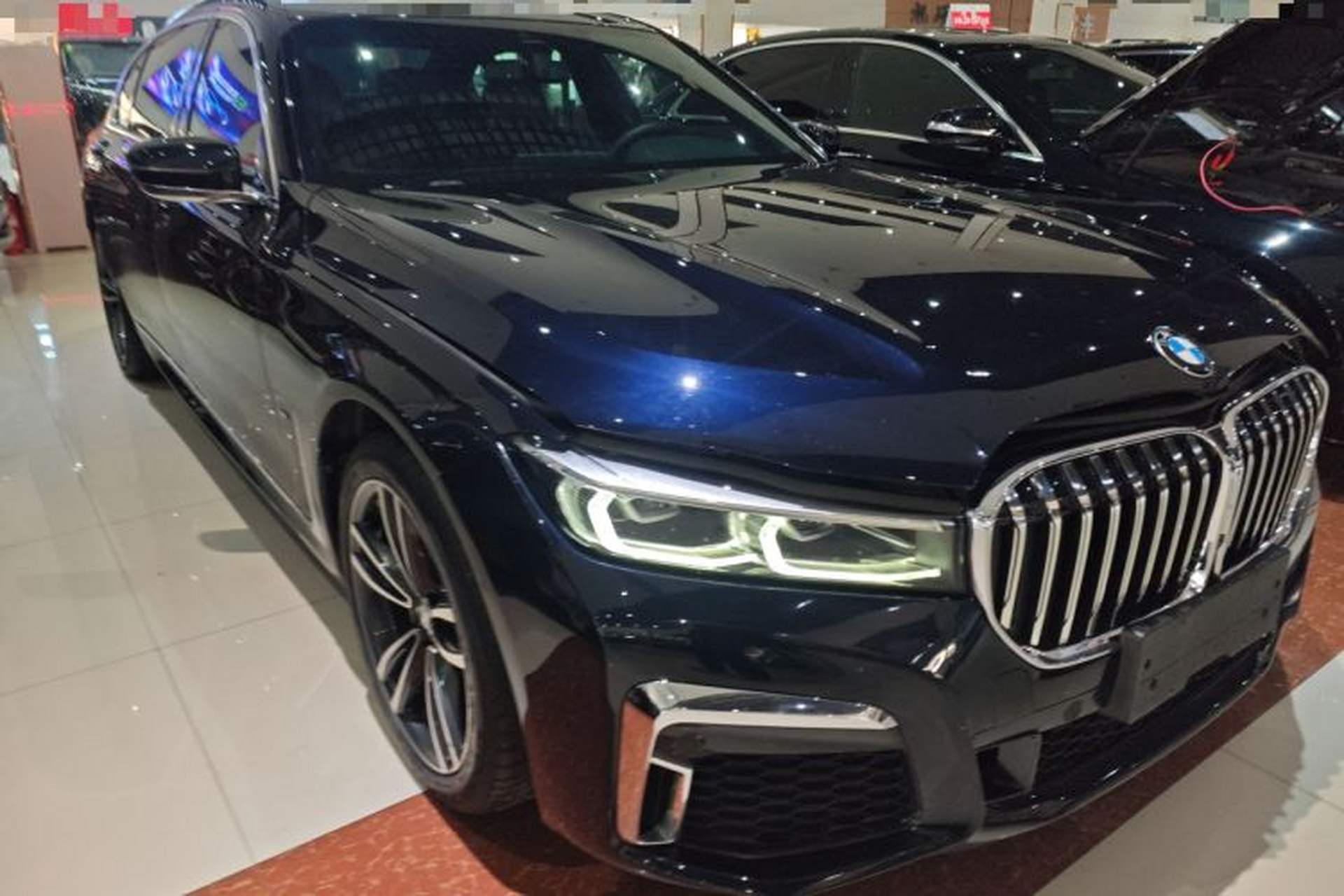 Used BMW 7 Series 2019 730Li M Sport Package Front Right 45 Deg