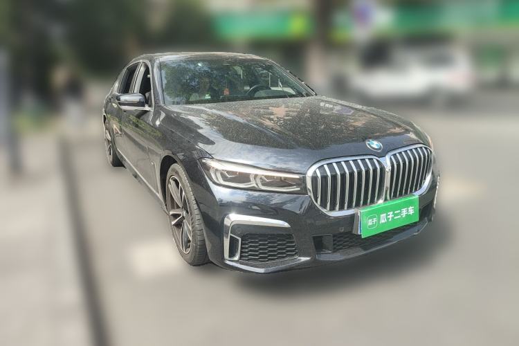 Used BMW 7 Series 2019 730Li M Sport Package Front Right 45 Deg
