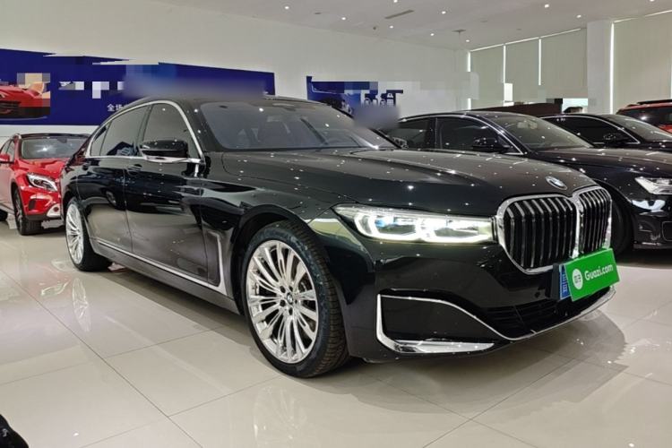 Used BMW 7 Series 2019 Refresh M760Li xDrive V12 Luxury Package Front Right 45 Deg