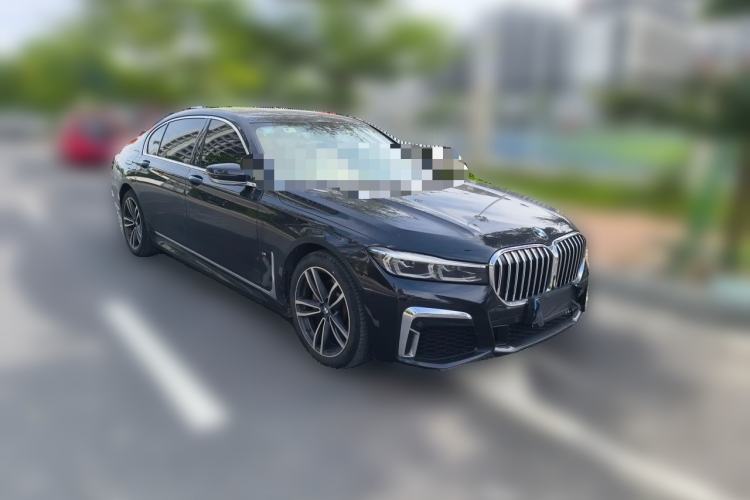 Used BMW 7 Series 2019 730Li M Sport Package Front Right 45 Deg