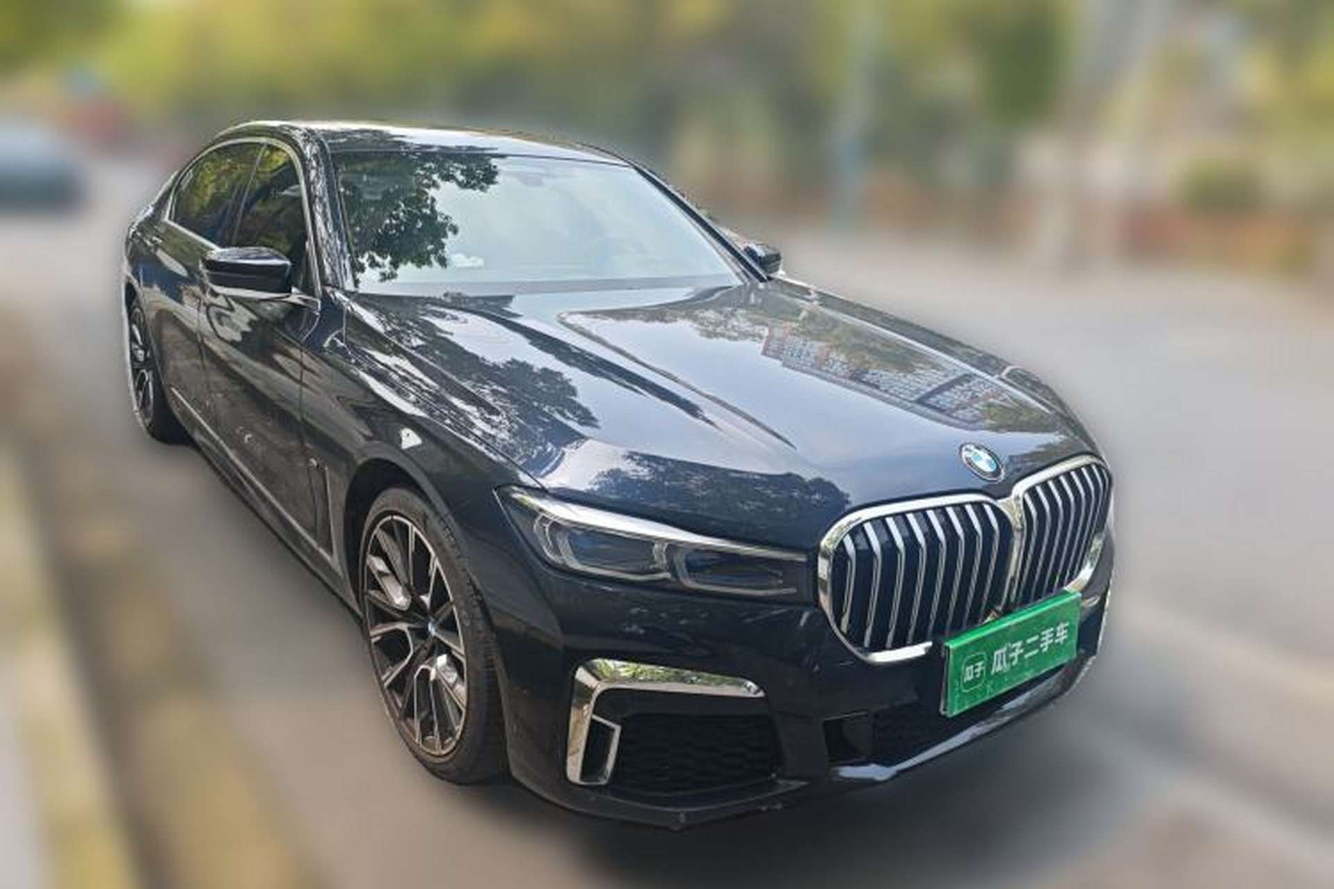 Used BMW 7 Series 2019 Restyled 740Li xDrive Executive M Sport Package Front Right 45 Deg