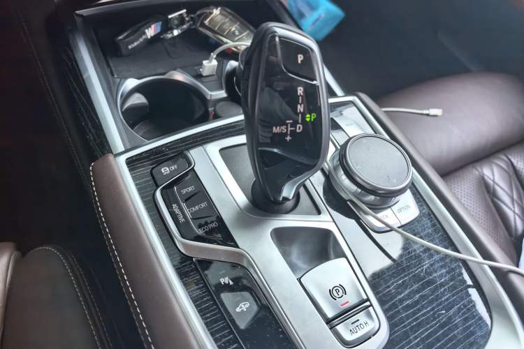 Used BMW 7 Series 2019 730Li M Sport Package Gear Lever