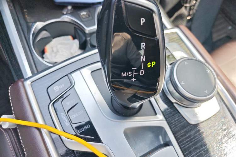 Used BMW 7 Series 2019 740Li Leading Model M Sport Package Gear Lever