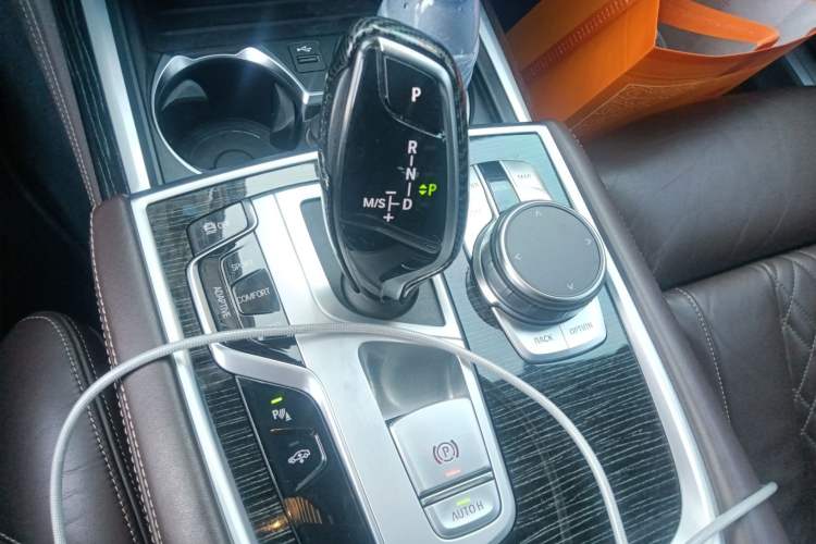 Used BMW 7 Series 2019 730Li M Sport Package Gear Lever