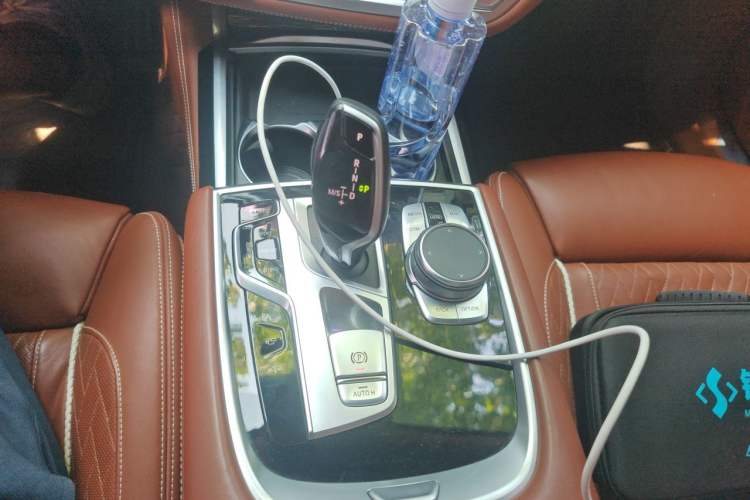 Used BMW 7 Series 2019 740Li xDrive Executive M Sport Package Gear Lever