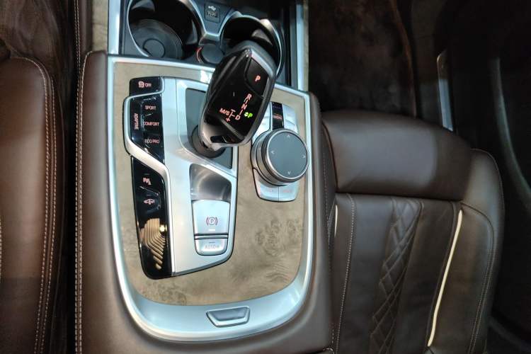 Used BMW 7 Series 2019 Restyled 740Li Leading Luxury Package Gear Lever
