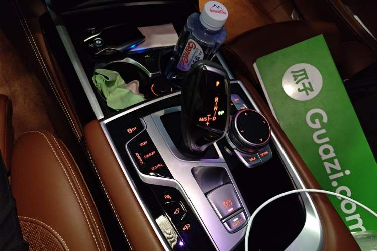 Used BMW 7 Series 2019 740Li xDrive Executive M Sport Package Gear Lever