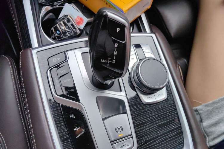 Used BMW 7 Series 2019 730Li M Sport Package Gear Lever