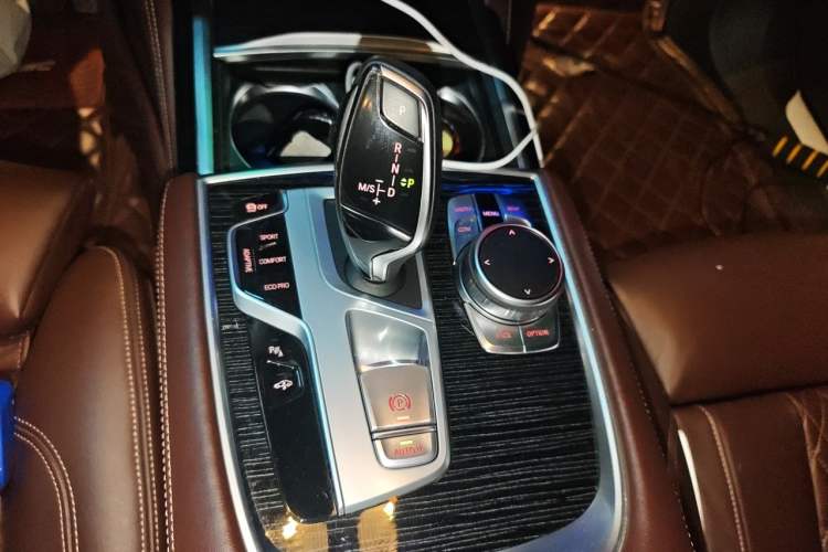 Used BMW 7 Series 2019 730Li M Sport Package Gear Lever