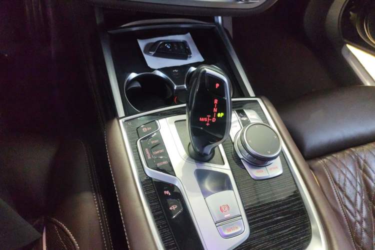 Used BMW 7 Series 2019 740Li Leading Model M Sport Package Gear Lever