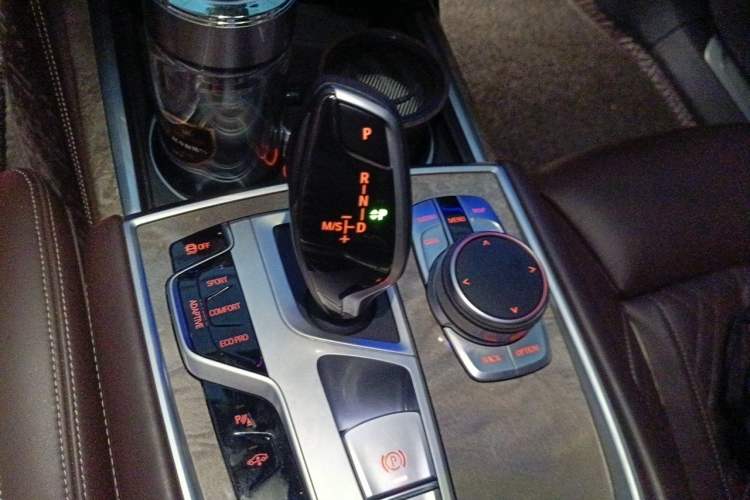 Used BMW 7 Series 2019 Restyled 740Li Leading Luxury Package Gear Lever