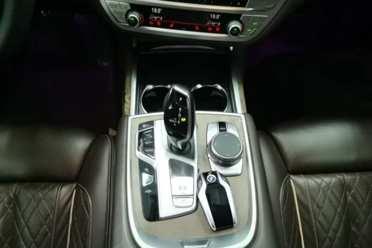 Used BMW 7 Series 2019 Restyled 740Li Leading Luxury Package Gear Lever