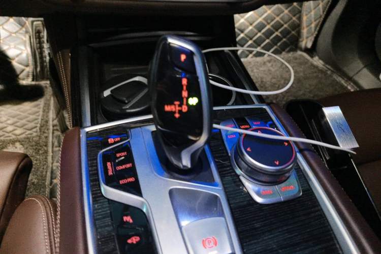 Used BMW 7 Series 2019 730Li M Sport Package Gear Lever