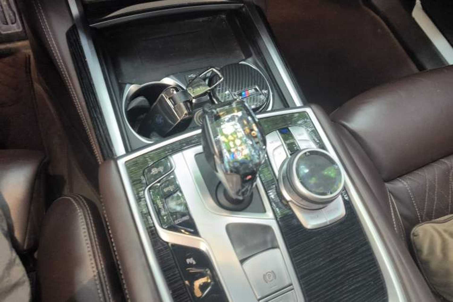 Used BMW 7 Series 2019 Restyled 740Li Leading Edition M Sport Package Gear Lever