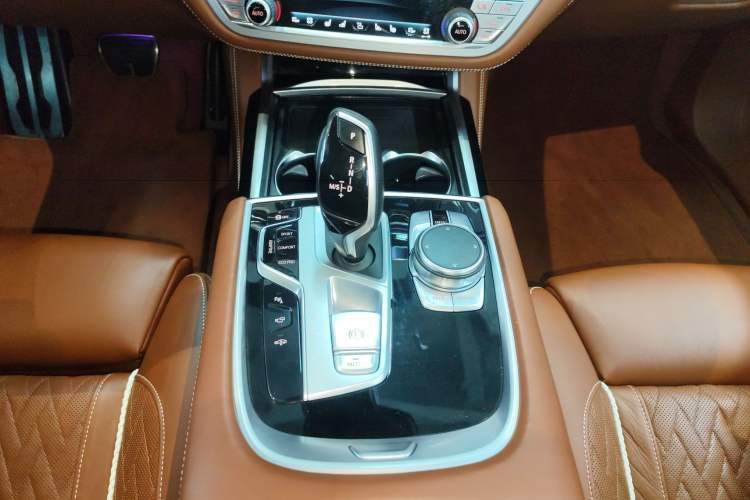 Used BMW 7 Series 2019 Restyled 740Li xDrive Executive M Sport Package Gear Lever