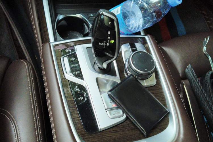 Used BMW 7 Series 2019 730Li Luxury Package Gear Lever