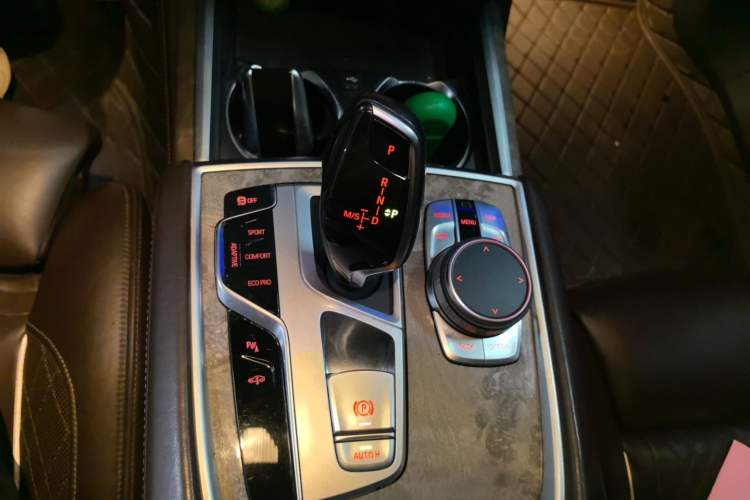 Used BMW 7 Series 2019 Restyled 740Li Leading Luxury Package Gear Lever