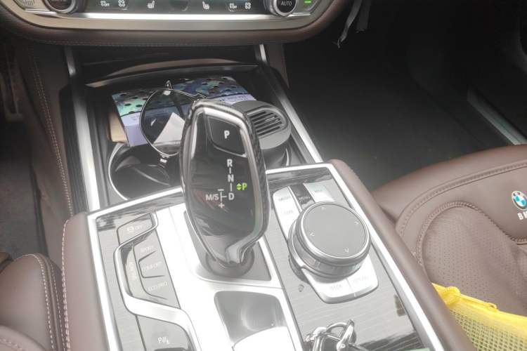 Used BMW 7 Series 2019 730Li M Sport Package Gear Lever
