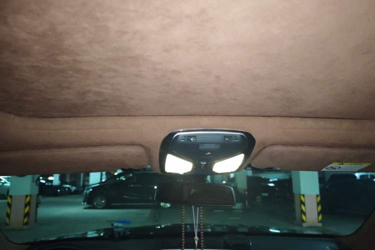Used BMW 7 Series 2019 740Li xDrive Executive Luxury Package Headliner
