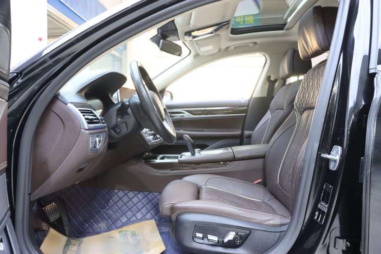 Used BMW 7 Series 2019 Updated 730Li Luxury Package Interior 1