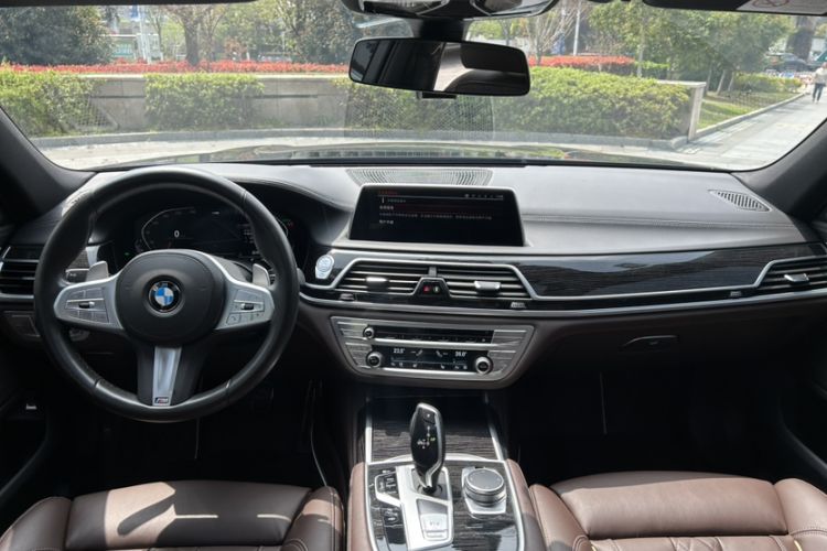 Used BMW 7 Series 2019 Restyled 730Li M Sport Package Interior 1