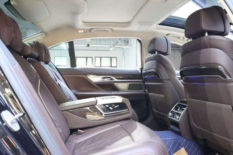 Used BMW 7 Series 2019 Updated 730Li Luxury Package Interior 2