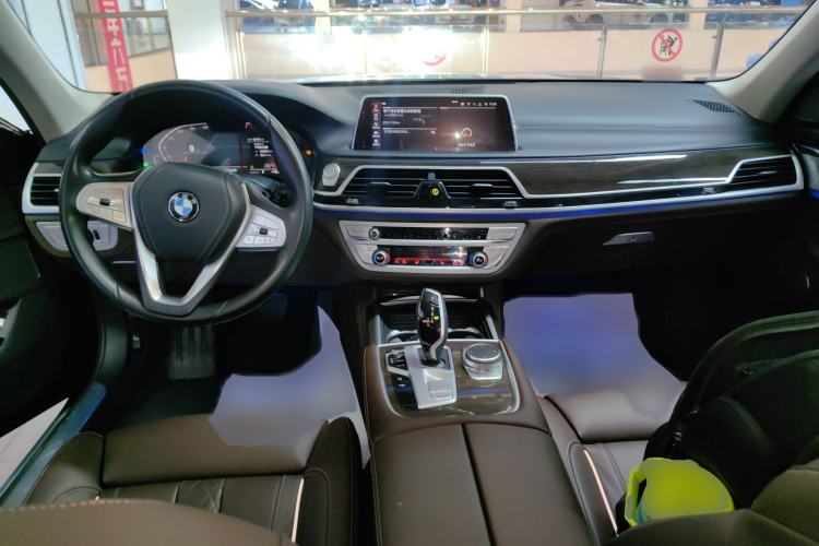 Used BMW 7 Series 2019 Updated 730Li Luxury Package Interior 2