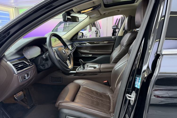 Used BMW 7 Series 2019 Updated 730Li Luxury Package Interior 2