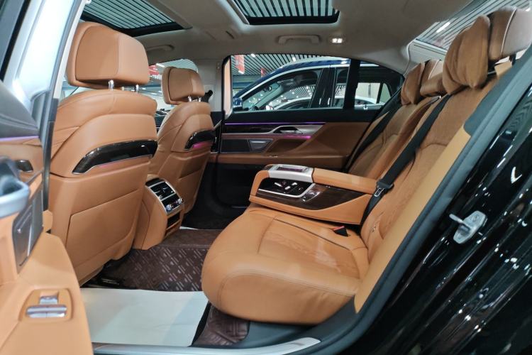 Used BMW 7 Series 2019 Updated 730Li Luxury Package Interior 3