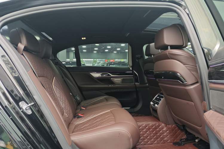 Used BMW 7 Series 2019 Restyled 740Li Leading Edition M Sport Package Interior 4