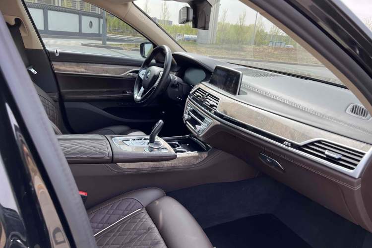 Used BMW 7 Series 2019 Restyled 740Li Leading Luxury Package Interior 4