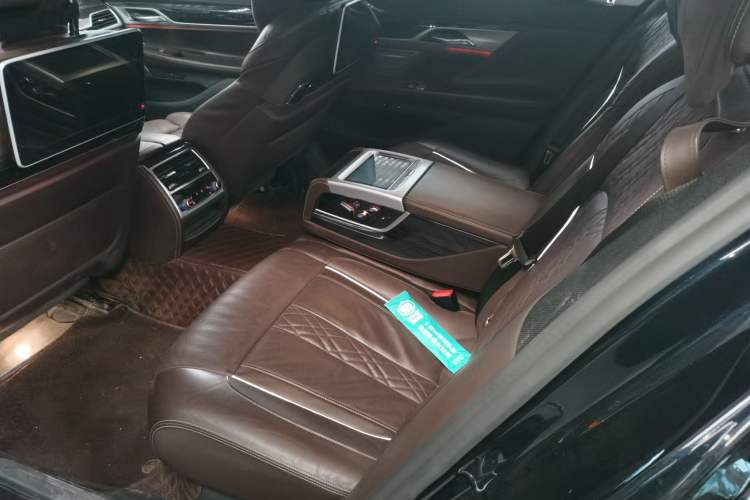 Used BMW 7 Series 2019 Restyled 730Li M Sport Package Interior 4