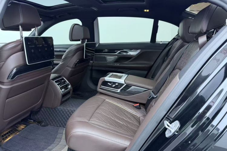 Used BMW 7 Series 2019 Restyled 740Li Leading Edition M Sport Package Interior 4