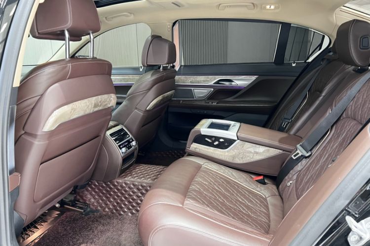 Used BMW 7 Series 2019 Restyled 740Li Leading Luxury Package Interior 4
