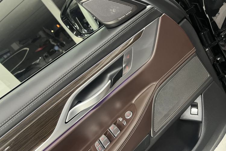 Used BMW 7 Series 2019 Updated 730Li Luxury Package Interior 5