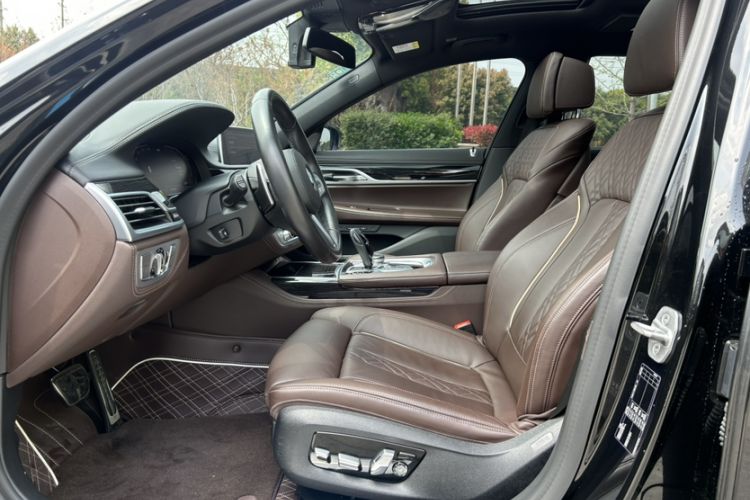 Used BMW 7 Series 2019 Restyled 730Li M Sport Package Interior 5