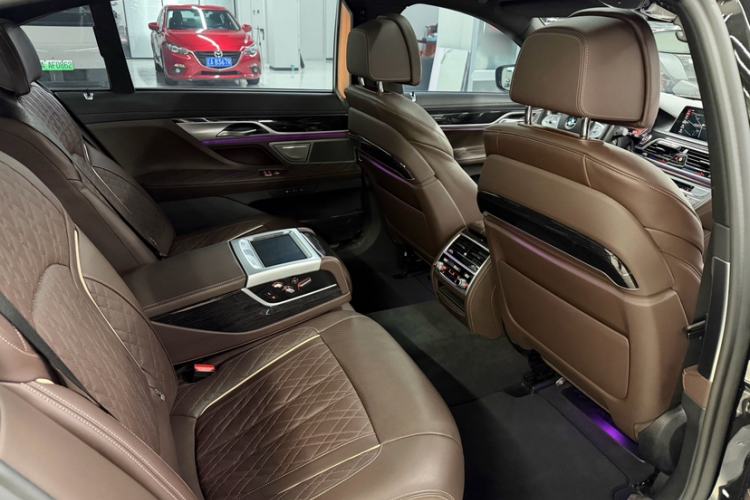 Used BMW 7 Series 2019 Restyled 740Li Leading Edition M Sport Package Interior 5