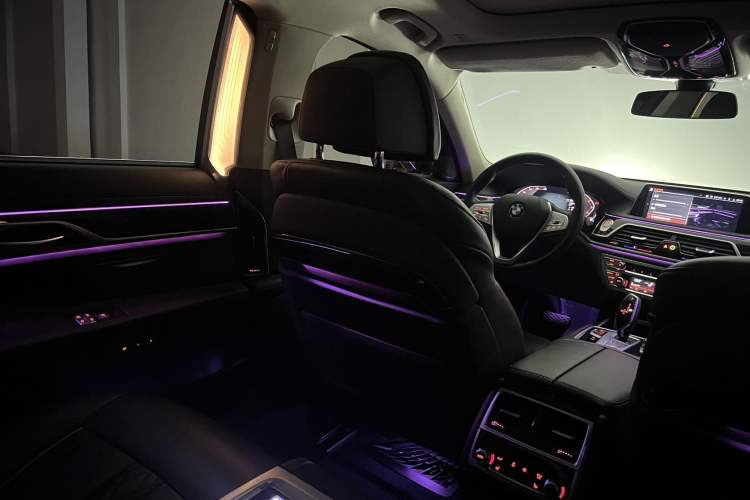 Used BMW 7 Series 2019 Updated 730Li Luxury Package Interior 7