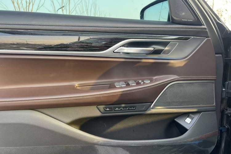 Used BMW 7 Series 2019 Restyled 730Li M Sport Package Interior 9