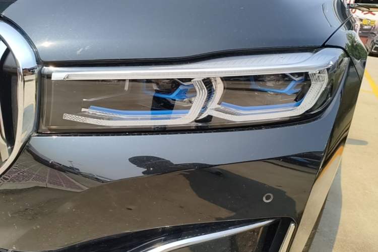 Used BMW 7 Series 2019 740Li Luxury Edition with Premium Package Left Front Headlight