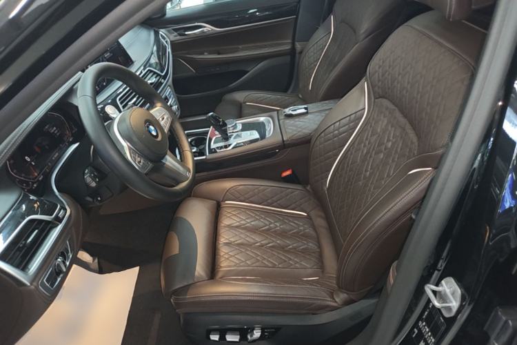 Used BMW 7 Series 2019 Restyled 740Li Leading Edition M Sport Package Left Front Seat