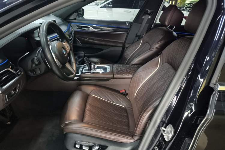 Used BMW 7 Series 2019 Restyled 740Li Leading Edition M Sport Package Left Front Seat