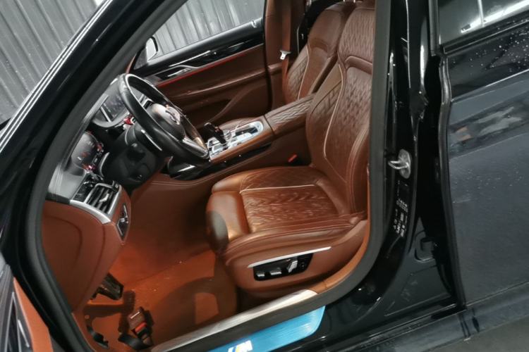 Used BMW 7 Series 2019 Updated 740Li Luxury Version M Sport Package Left Front Seat